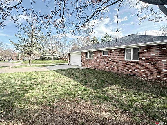 2nd image of 5820 Elkcrest Dr