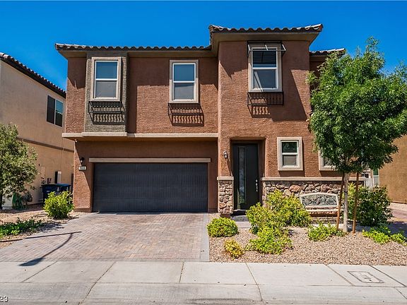 2nd image of 2669 Rainbow River Dr