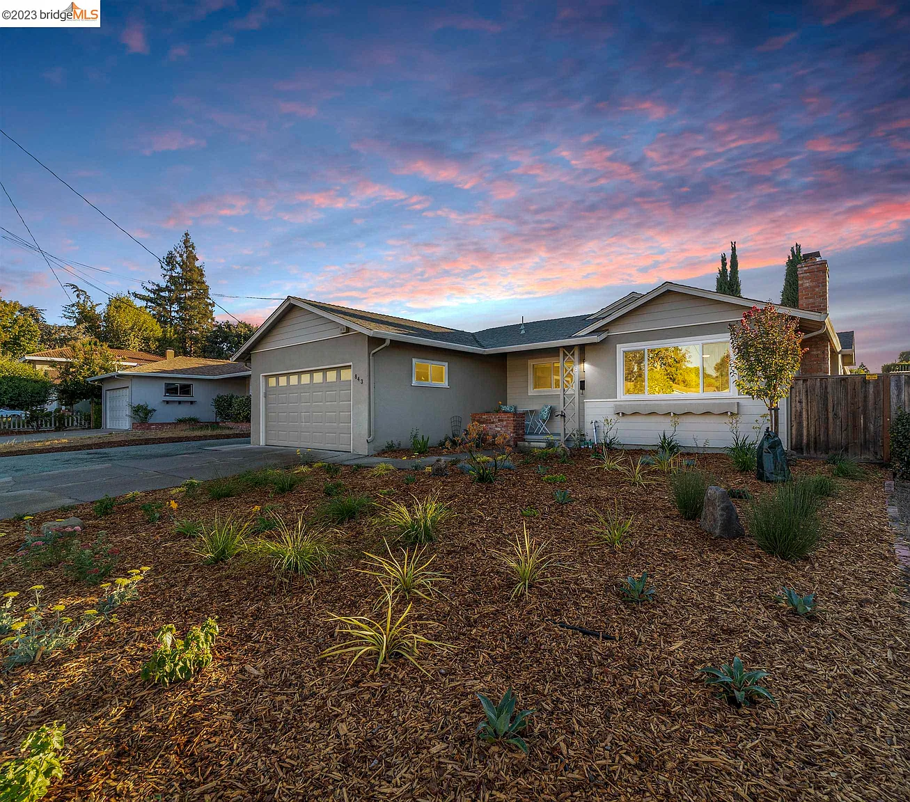 843 Madigan Ave photo 1