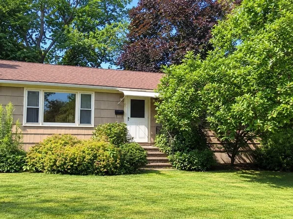 11 Terrence Ave, Clinton, MA 01510