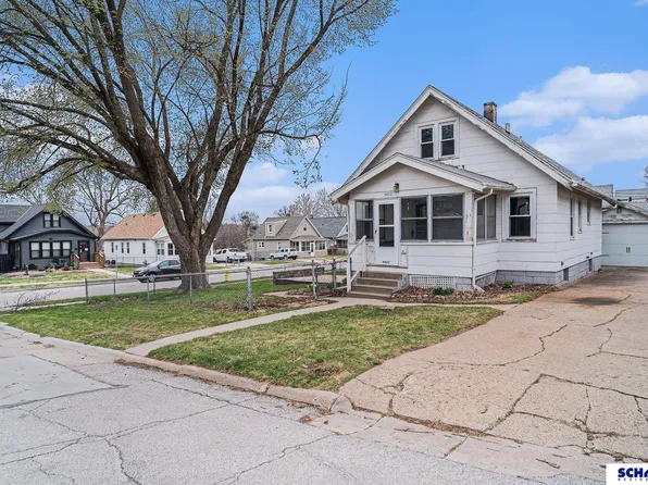 5922 S 15th St, Omaha, NE 68107