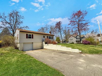 42 Wheeler Ave, Salem, NH, 03079