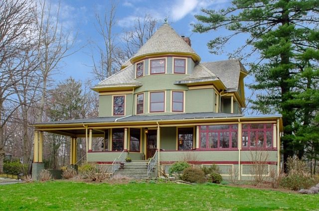 1st image of 341 Montrose Ave