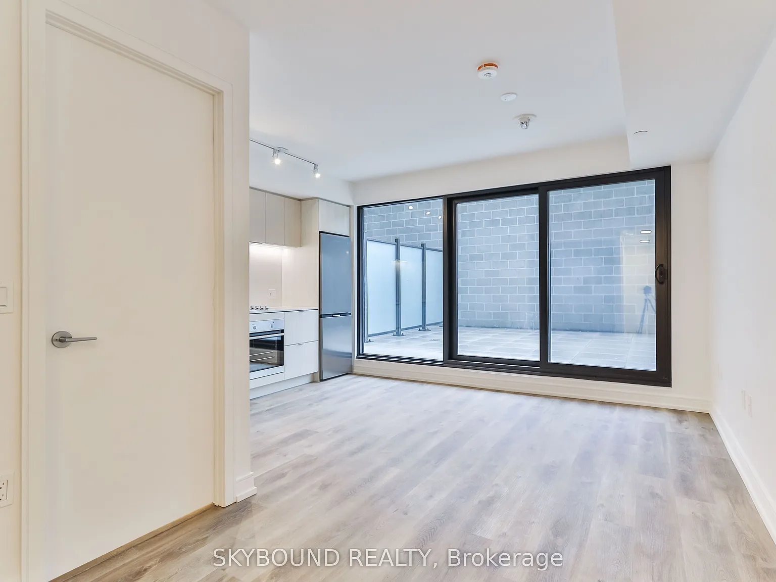 1 bed, $1,650 — Photo 2