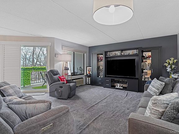 2nd image of 500 High Point Drive #211