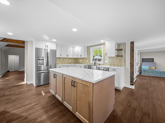 4th image of 31 Birch Hill Road