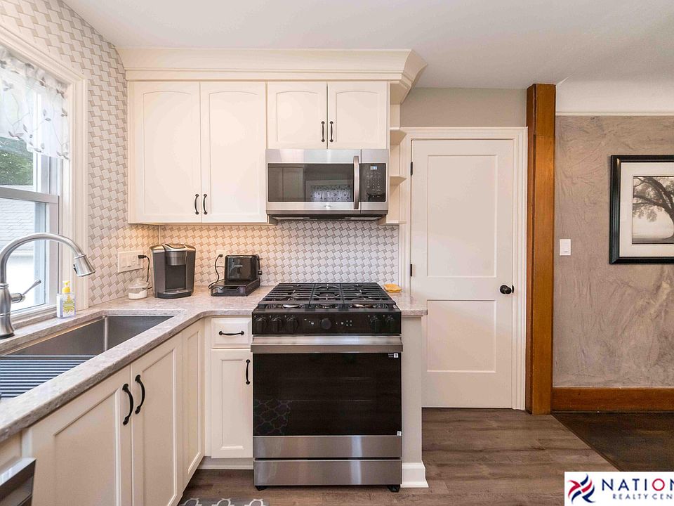 410 W Twelve Mile Rd, photo 15