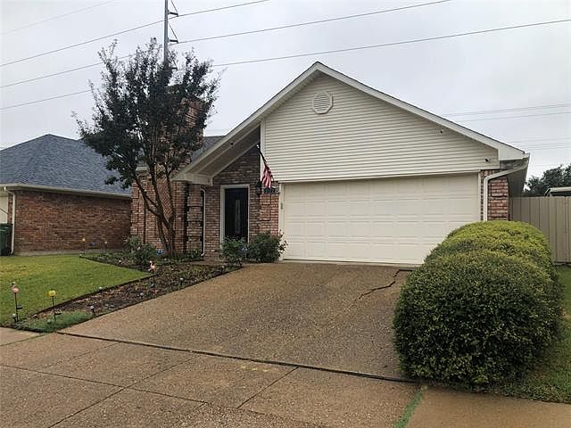 2nd image of 3213 Big Oaks Dr