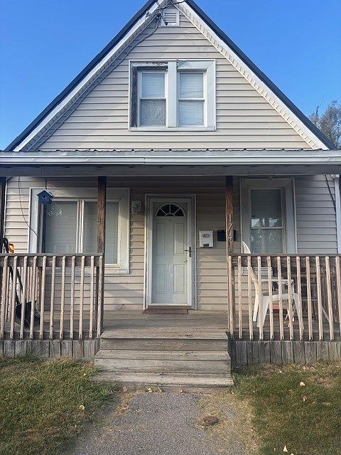 1st image of 174 Clover Pl