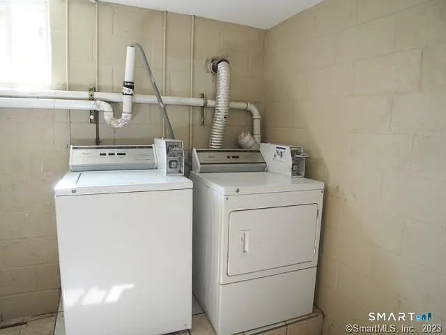 81 Longfellow Ave #2 — Photo 14