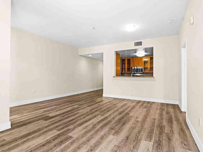 25 S 3rd St #307 — Photo 8