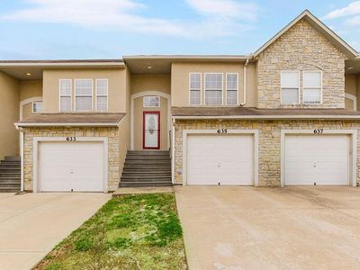 635 S Woodson Ln, Gardner, KS, 66030