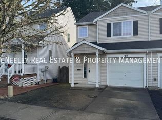 190 NE 66th Ave, Hillsboro, OR 97124