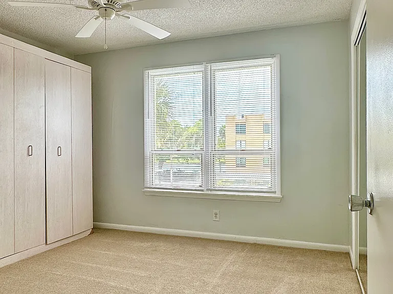 2617 Cove Cay Dr #1-311 — Photo 14