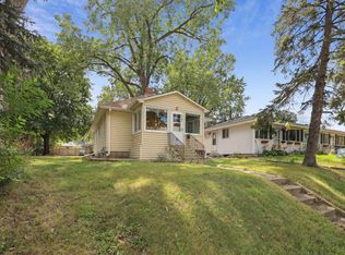 662 37th Ave NE, Minneapolis, MN 55421