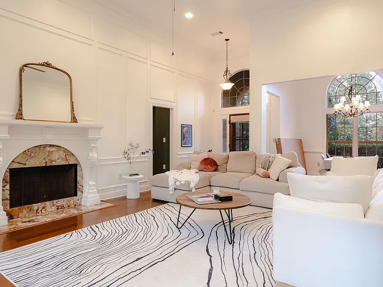 154 Solamere Ln — Photo 2