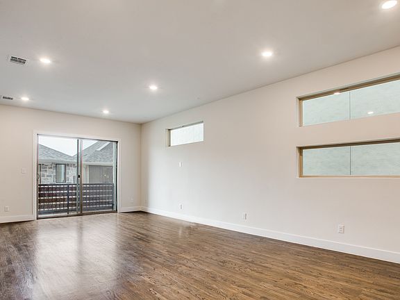 Spacious great room