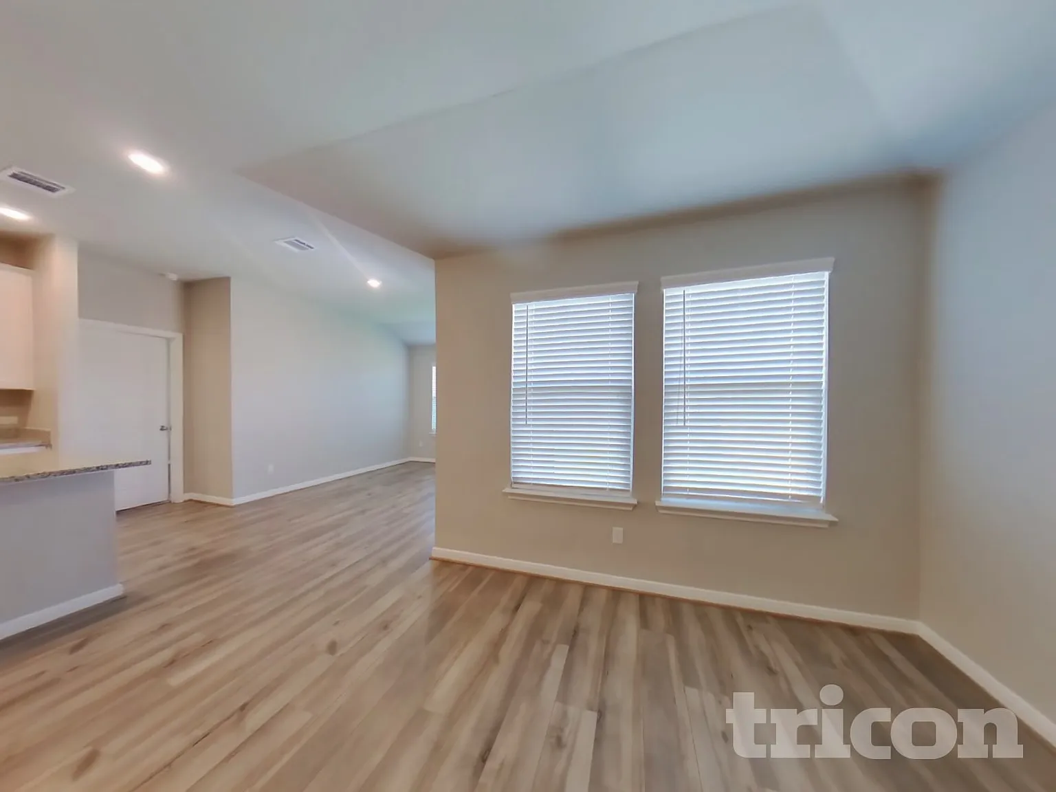 13685 Paxton Boulevard St. Hedwig TX — Photo 2