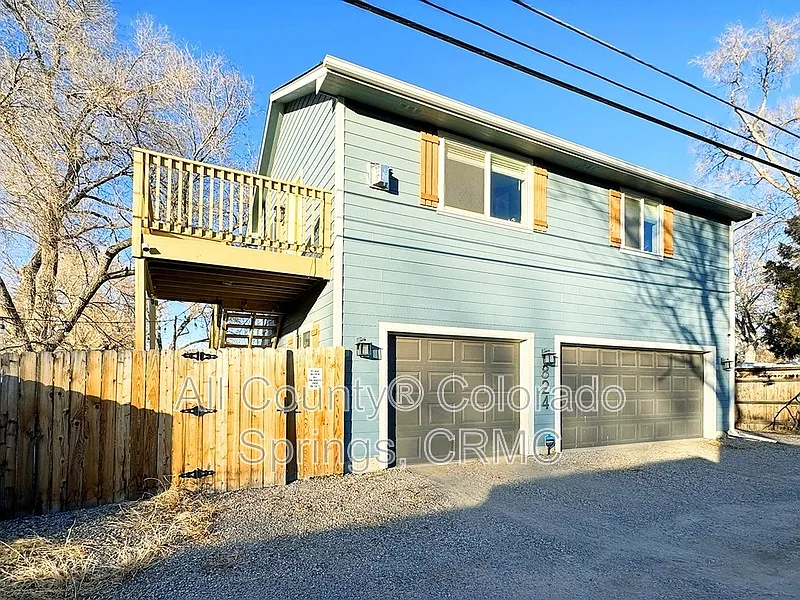 824 S Logan Ave