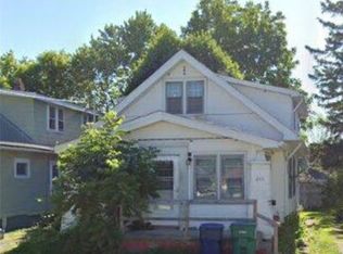 245 74th St, Niagara Falls, NY 14304