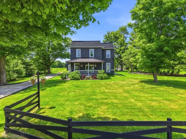 17380 Ravenna Rd, Chagrin Falls, OH 44023