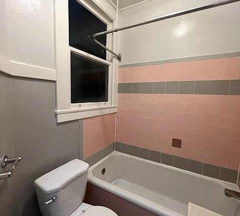 4th image of 542 Mason St APT 21