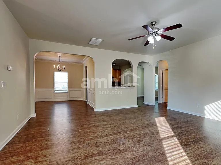 1470 Rose Terrace Cir — Photo 7