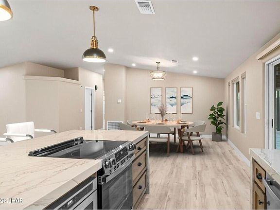 2nd image of 10820 Rio Vista Ct
