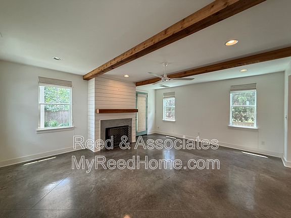 5th image of 1080 Blythe St