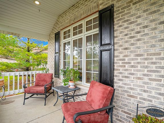3rd image of 24508 W Brooklands Ln
