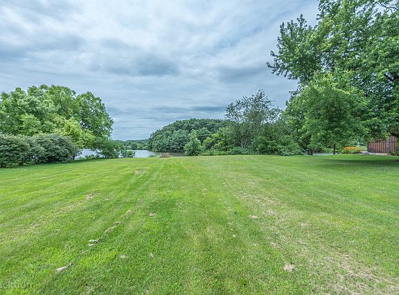 4th image of 507 Woodland Dr