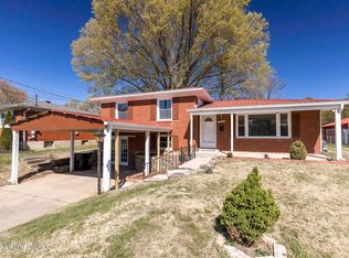 10606 Emma Jean Way, Louisville, KY 40272
