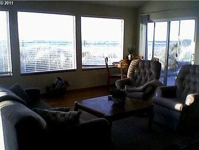 3rd image of 6 NW Oceania Dr