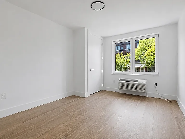 175 Rochester Ave #2C — Photo 6