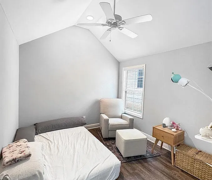 5430 University Gardens Dr — Photo 18