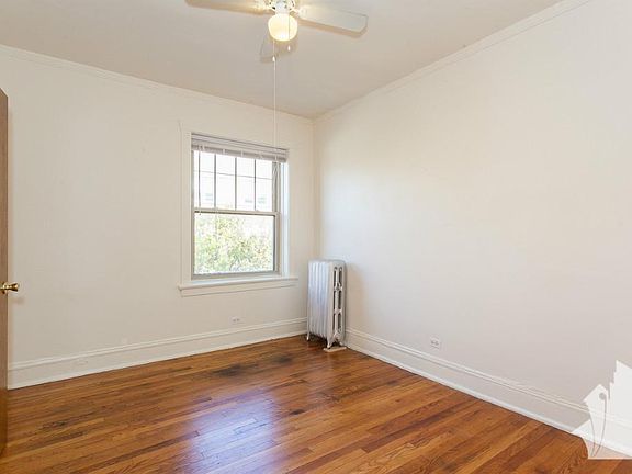 2nd image of 4871 N Washtenaw Ave APT 1F