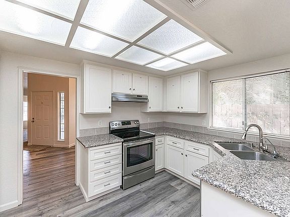 5th image of 6009 Stonehand Ave