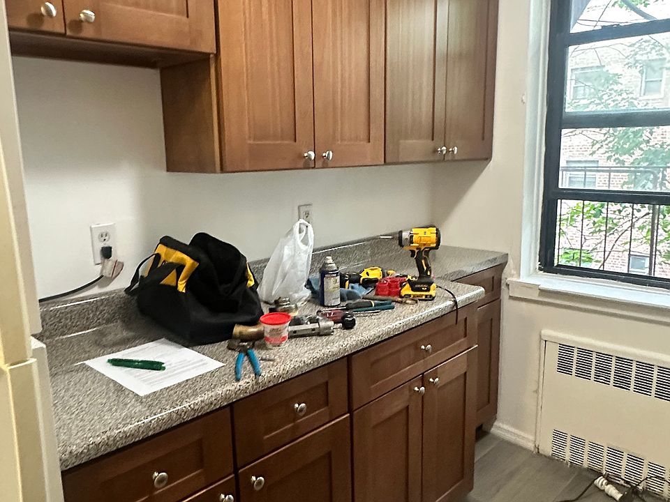 1st image of 237 N Broadway APT 3E
