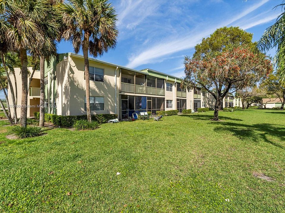 1st image of 4273 NW 89th Ave APT 201
