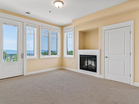 5th image of 725 Harbor Watch Dr Unit 304-18