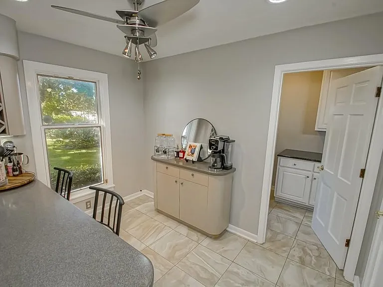 420 Fairfield Ave — Photo 14
