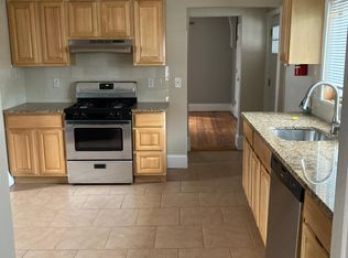 108 Valley Rd #2, Roselle Park, NJ 07204