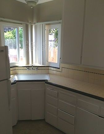 5th image of 4008 Miller Way