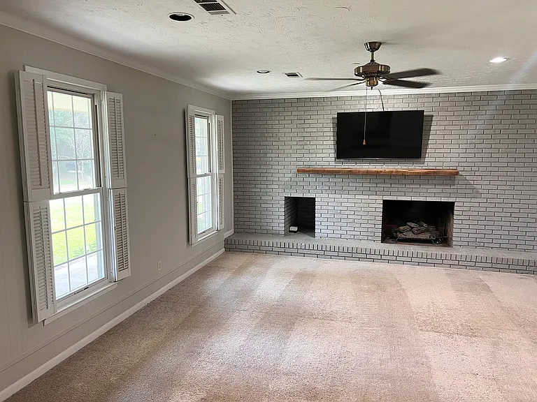 904 Chapel Ridge Dr — Photo 5
