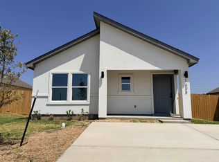 1604 Materia Dr, Laredo, TX 78046