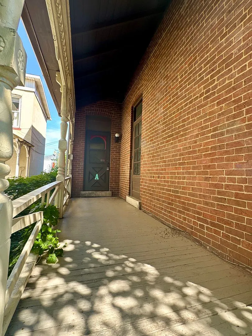 1116 North Street — Photo 2