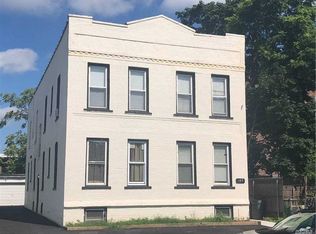 107 N Forest Ave APT 2F, Rockville Centre, NY 11570