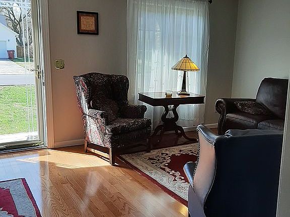 2nd image of 2702 Oakcliff Ct