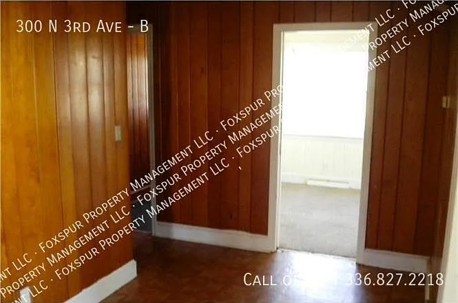 300 N 3rd Ave #B — Photo 4