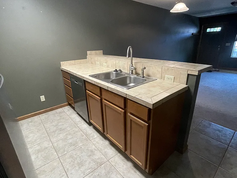 315 E 8th Ave #205 — Photo 4